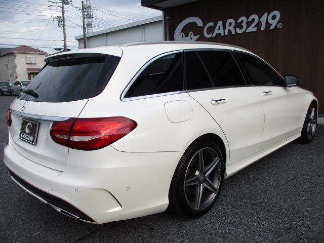Ｃクラスステーションワゴン Ｃ２００　ステーションワゴン　スポーツ本革仕様　キーレスゴー　本革使用　レーダーセーフティパッケージ　ＬＥＤインテリジェントシステム　ＡＭＧスタイリングパッケージ　ＬＥＤインテリジェントライトシステム　パワーバックドア　　サブコン　カーボンカバー（4枚目）