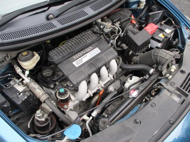 ＣＲ－Ｚ α　６速マニュアル　スマートキー　クルーズコントロール　純正１６インチＡＷ　走行スポーツモード切替　オーディオ　ＣＤ（17枚目）