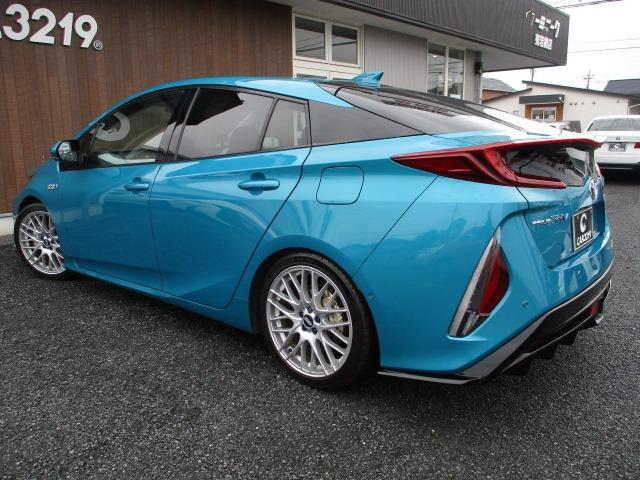 プリウスPHV  SilkBlazeフロントエアロ AIMGAINリアエアロ BBS製18AW プリクラッシュセーフティ ビルシュタイン車高調 レーダークルーズ 社外エアクリーナー BSM LKA ステアリングヒーター(8枚目)