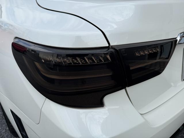 マークＸ ２５０Ｇ　リラックスセレクション・ブラックリミテッド　サンルーフ　後期仕様　モデリスタフルエアロ　車高調　１９インチＡＷ　社外ヘッドライト　社外テールレンズ　前後流れウィンカー　ナビ　Ｂカメラ　ＴＶ　Ｂｌｕｅｔｏｏｔｈ　ＤＶＤ再生　ＥＴＣ　パワーシート（13枚目）