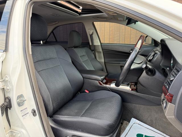 マークＸ ２５０Ｇ　リラックスセレクション・ブラックリミテッド　サンルーフ　後期仕様　モデリスタフルエアロ　車高調　１９インチＡＷ　社外ヘッドライト　社外テールレンズ　前後流れウィンカー　ナビ　Ｂカメラ　ＴＶ　Ｂｌｕｅｔｏｏｔｈ　ＤＶＤ再生　ＥＴＣ　パワーシート（14枚目）