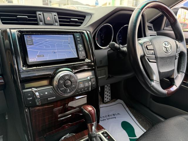 マークＸ ２５０Ｇ　リラックスセレクション・ブラックリミテッド　サンルーフ　後期仕様　モデリスタフルエアロ　車高調　１９インチＡＷ　社外ヘッドライト　社外テールレンズ　前後流れウィンカー　ナビ　Ｂカメラ　ＴＶ　Ｂｌｕｅｔｏｏｔｈ　ＤＶＤ再生　ＥＴＣ　パワーシート（18枚目）