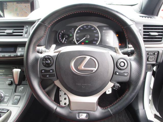 CT CT200h Fスポーツ 後期型 TRD4本出し S/Rエアロ ルーフ黒ツートン Fスポーツ専用スピンドル クリアランスソナー パワーシート ナビ変色無し スマートキー シートヒーター Bluetooth 17インチ専用AW(16枚目)