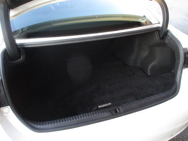 ＲＣ ＲＣ３００ｈ　Ｆスポーツ　黒革シート　車検整備付き　ＬＥＤヘッドライト　Ｆスポーツ専用グリル＆ステアリング＆ＡＷ　シートヒーター＆ベンチレーション　スマートキー　Ｂｌｕｅｔｏｏｔｈ　バックカメラ　ＥＴＣ　ナビ（24枚目）