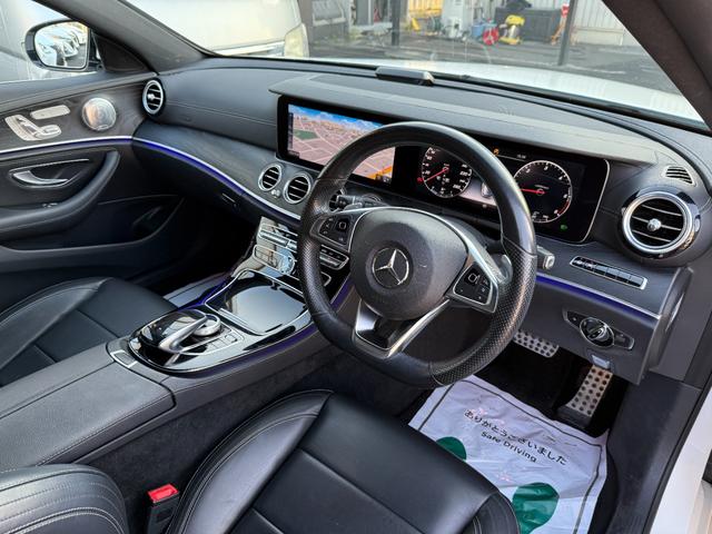 Ｅクラスステーションワゴン Ｅ２２０ｄステションワゴンアバンＧスポツ（本革仕様）　レザーＰＫＧ　レーダーセーフティＰＫＧ　エアーバランスＰＫＧ　Ｂｕｒｍｅｓｔｅｒサウンド　３６０カメラ　ＬＥＤヘッドライト　アンビエントライト　アトマイザー　クリアランスソナー　スマートキー（2枚目）