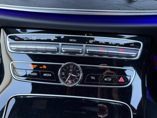 Ｅクラスステーションワゴン Ｅ２２０ｄステションワゴンアバンＧスポツ（本革仕様）　レザーＰＫＧ　レーダーセーフティＰＫＧ　エアーバランスＰＫＧ　Ｂｕｒｍｅｓｔｅｒサウンド　３６０カメラ　ＬＥＤヘッドライト　アンビエントライト　アトマイザー　クリアランスソナー　スマートキー（29枚目）