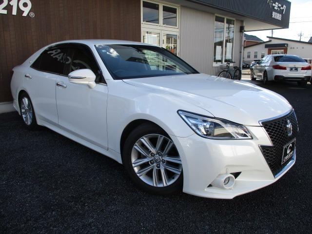 クラウン アスリートS 黒レザー調シートカバー クルーズコントロール Bluetooth スマートキー 純正17インチAW プッシュスタート オートエアコン 純正ナビ バックカメラ ビルトインETC(4枚目)