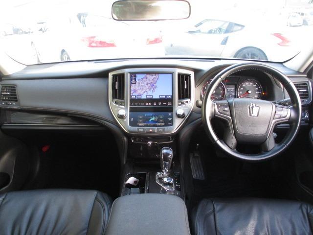 クラウン アスリートS 黒レザー調シートカバー クルーズコントロール Bluetooth スマートキー 純正17インチAW プッシュスタート オートエアコン 純正ナビ バックカメラ ビルトインETC(13枚目)