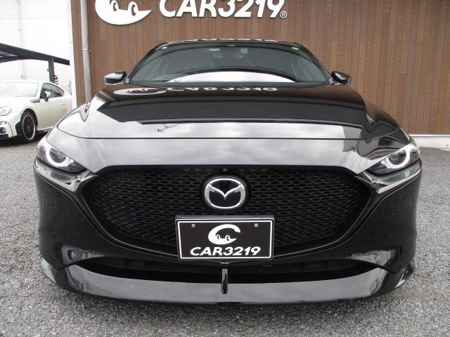 MAZDA3ファストバック XDバーガンディ セレクション 赤革シート シグネチャースタイル(F/S/Rエアロ) OP全周囲カメラ スマートブレーキ 追従レーダークルーズ ルーフ スポイラー ブラインドスポット ローダウン シートヒーター オートホールド(5枚目)