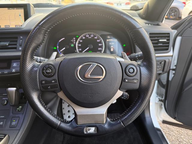 CT CT200h Fスポーツ LEDヘッドライト Fスポーツ専用スピンドル クルーズコントロール シートヒーター パワーシート プッシュスタート&スマートキー ナビ Bカメラ BT TV 17インチ専用AW 革調シートカバー(14枚目)