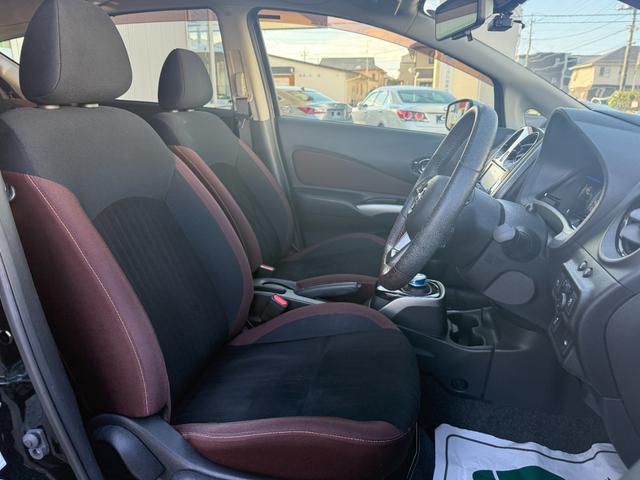 ノート ｅ－パワー　Ｘ　モード・プレミア　アラウンドビューモニター　デジタルインナーミラー　コーナーセンサー　スマートキー　ＬＥＤヘッドライト衝突被害軽減ブレーキ＆レーンアシスト　純正ＳＤナビ＆フルセグＴＶ＆Ｂｌｕｅｔｏｏｔｈ　ＥＴＣ（13枚目）