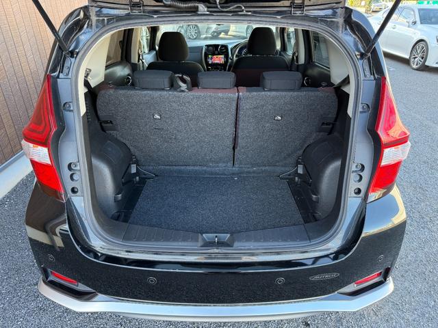 ノート ｅ－パワー　Ｘ　モード・プレミア　アラウンドビューモニター　デジタルインナーミラー　コーナーセンサー　スマートキー　ＬＥＤヘッドライト衝突被害軽減ブレーキ＆レーンアシスト　純正ＳＤナビ＆フルセグＴＶ＆Ｂｌｕｅｔｏｏｔｈ　ＥＴＣ（26枚目）