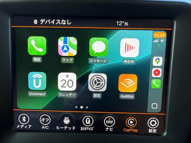 ジープ・レネゲード リミテッド　後期型　ＣａｒＰｌａｙ　ＬＥＤヘッドライト　黒革シート　レーダークルーズ　電子パーキング　クリアランスソナー　シートヒーター　ステアリングヒーター　　社外１７ＡＷ　１７インチ純正アルミ／サマータイヤ付（2枚目）