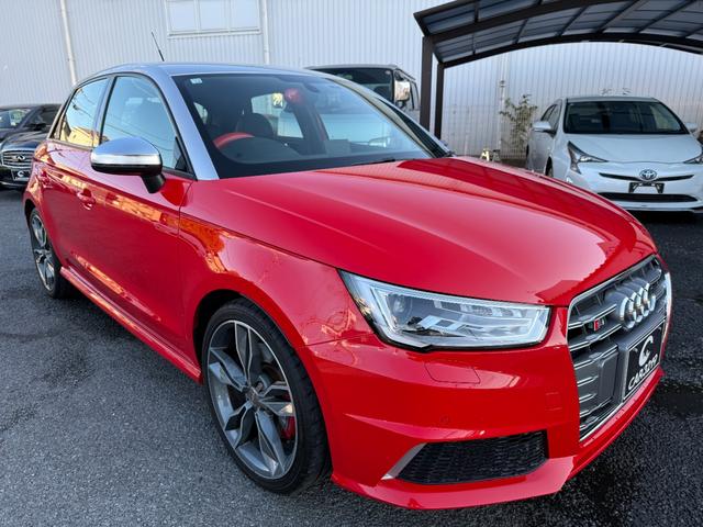 Ｓ１スポーツバック ベースグレード　６速ＭＴ　レザーパッケージ　ＢＯＳＥサウンド　レッドブレーキキャリパー　コントラストルーフ　純正ナビ　Ｂｌｕｅｔｏｏｔｈ　地デジ　ＥＴＣ　ドラレコ　クリアランスソナー　純正１８インチＡＷ　ＨＩＤライト（3枚目）