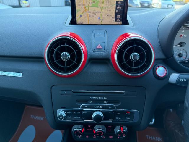 Ｓ１スポーツバック ベースグレード　６速ＭＴ　レザーパッケージ　ＢＯＳＥサウンド　レッドブレーキキャリパー　コントラストルーフ　純正ナビ　Ｂｌｕｅｔｏｏｔｈ　地デジ　ＥＴＣ　ドラレコ　クリアランスソナー　純正１８インチＡＷ　ＨＩＤライト（21枚目）