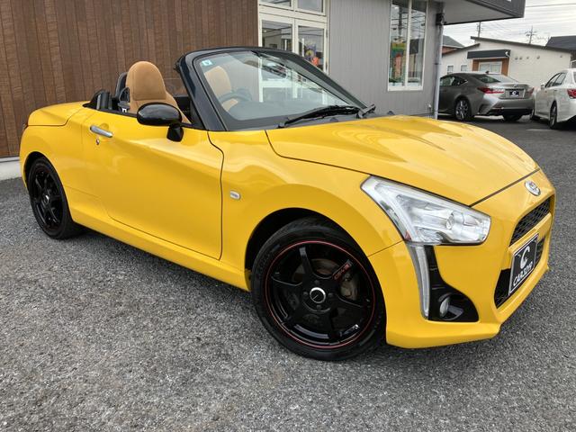 コペン ローブ　５速ＭＴ　ロッソモデロマフラー　社外１６ＡＷ　シートヒーター　パナソニックナビ　プッシュスタート　電動オープン動作確認済み（7枚目）