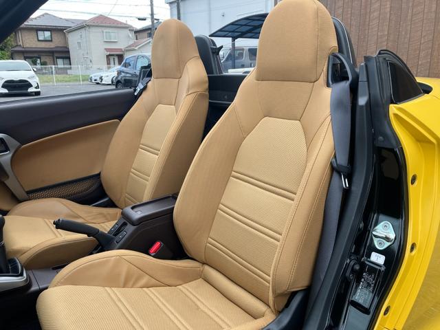 コペン ローブ　５速ＭＴ　ロッソモデロマフラー　社外１６ＡＷ　シートヒーター　パナソニックナビ　プッシュスタート　電動オープン動作確認済み（14枚目）