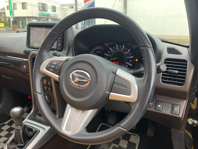 コペン ローブ　５速ＭＴ　ロッソモデロマフラー　社外１６ＡＷ　シートヒーター　パナソニックナビ　プッシュスタート　電動オープン動作確認済み（18枚目）