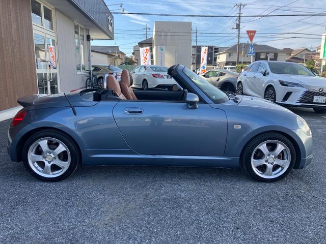 コペン アクティブトップ 5速マニュアル 社外マフラー リアスポイラー シートヒーター レザー調カバー キーレス HIDヘッドライト 社外15インチAW ナビ Bluetooth接続可能 CD DVD(9枚目)