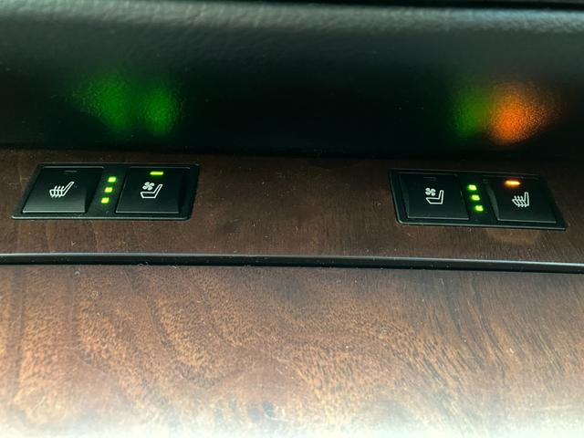 黒革　社外スピンドルエアロ　ＶＡＬＤ２０インチＡＷプリクラッシュセーフティ　レーダークルーズコントロール　シートヒーター＆ベンチレーション　スマートキー＆プッシュスタート