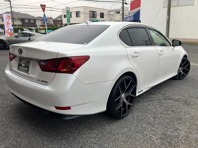 黒革　社外スピンドルエアロ　ＶＡＬＤ２０インチＡＷプリクラッシュセーフティ　レーダークルーズコントロール　シートヒーター＆ベンチレーション　スマートキー＆プッシュスタート