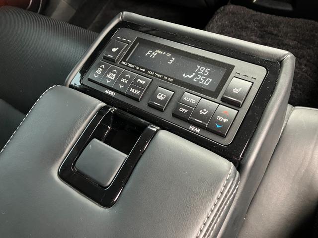 当店では、お客様のご来店に合わせて店頭に展示車を準備させていただいております。ご来店時に、店頭に現車がない場合もありますので、予めお電話にてご確認ください！フリーダイヤルまで