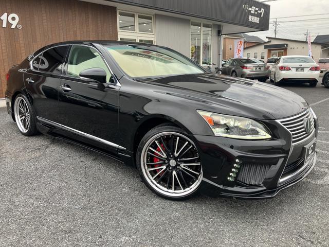 ＬＳ ＬＳ４６０　Ｉパッケージ　革シート　ＢＬＡＣＫ－ＰＥＡＲＬコンプリート　フルエアロ　ジュエリーラインダイヤモンドシリーズ　レクサスプレミアムサウンドシステム　シートヒーター＆ベンチレーション　エアサス　サスコン（7枚目）
