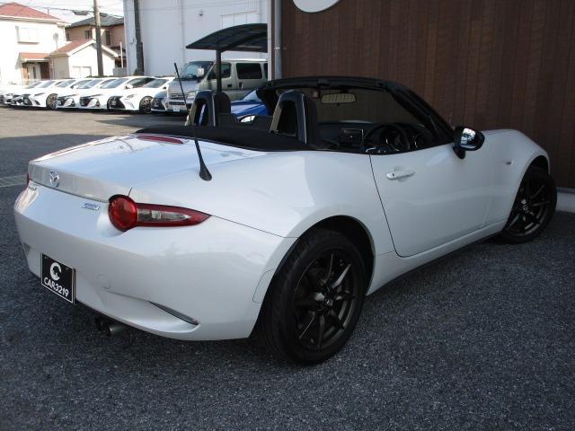 ロードスター 　６速ＭＴ　スマートキー　ＬＥＤヘッドライト　純正１６インチＡＷ　幌開閉動作確認済み（11枚目）