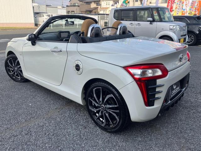 コペン ローブ 5速マニュアル スマートキー&プッシュスタート ナビ フルセグ Bluetooth接続 シートヒーター付き(10枚目)