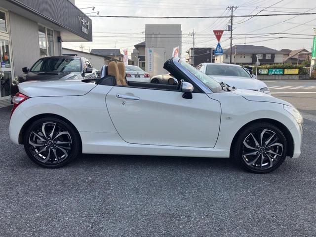 コペン ローブ 5速マニュアル スマートキー&プッシュスタート ナビ フルセグ Bluetooth接続 シートヒーター付き(13枚目)