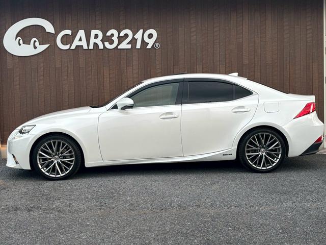 IS IS300h ETC サンルーフ クルーズコントロール シートヒーター パワーシート ハーフレザーシート レクサス純正ナビ Bluetoothオーディオ CD/DVD フルセグTV LEDヘッドライト(14枚目)