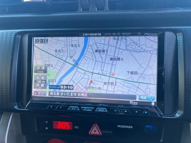 ８６ ＧＴ　ＴＲＤフルエアロ　６速ＭＴ　ＧＴウイング　社外ヘッドライト＆テール　社外マフラー　車高調ローダウン　スピンターンノブ　スマートキー＆プッシュスタート　１８インチＡＷ（16枚目）