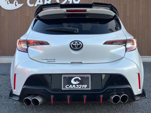 カローラスポーツ Ｇ　スタイルパッケージ　６速ＭＴ　フルエアロ　モデリスタ　特別仕様車　ＢＲＡＳＨマフラー　ハーフレザーシート　プリクラッシュセーフティ　レーダークルーズ　クリアランスソナー　レーンキープ　フルセグ　バックカメラ（11枚目）