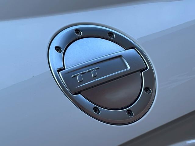 ＴＴクーペ ２．０ＴＦＳＩ　アシスタンスＰＫＧ　電動パーキングブレーキ　１２．３ｉｎ　バーチャルコックピット　ナビ　ＢＴ　バックカメラ　ＥＴＣ　ＭＴモード付ＡＴ　パドルシフト　クルーズコントロール　ＬＥＤヘッド　電動リアスポ（24枚目）