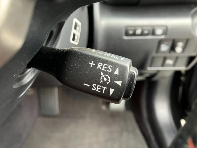 ���[���N���[�j���O�ς݂̎ԓ��͂ƂĂ��L���C�ł������[�ԑO�ɍēx���[���N���[�j���O���{�H�������܂���