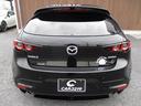 MAZDA3ファストバック XDバーガンディ セレクション 赤革シート シグネチャースタイル(F/S/Rエアロ) OP全周囲カメラ スマートブレーキ 追従レーダークルーズ ルーフ スポイラー ブラインドスポット ローダウン シートヒーター オートホールド(6枚目)