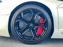 ＬＰ７００－４　ブランディングパッケージ　エンジンガラスフード　フロントリフター　パワークラフト可変マフラー　Ｓｅｎｓｏｎｕｍサウンド　レッドレザーインテリア　有償マッドホワイト（26枚目）