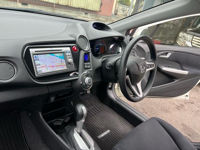 インサイト Ｇ　ＰＷ　ＷＳＲＳ　エアバック　パワステ　ＡＵＴＯエアコン　ＡＢＳ　衝突安全ボディ　アイドリングストップ車　イモビ　キーレスエントリ　横滑り防止装置付ＥＴＣ．ＮＡＶＩ（29枚目）