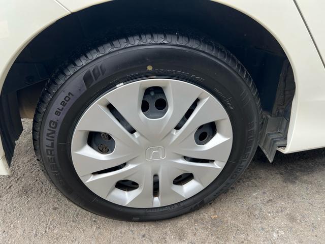 インサイト Ｇ　ＰＷ　ＷＳＲＳ　エアバック　パワステ　ＡＵＴＯエアコン　ＡＢＳ　衝突安全ボディ　アイドリングストップ車　イモビ　キーレスエントリ　横滑り防止装置付ＥＴＣ．ＮＡＶＩ（45枚目）