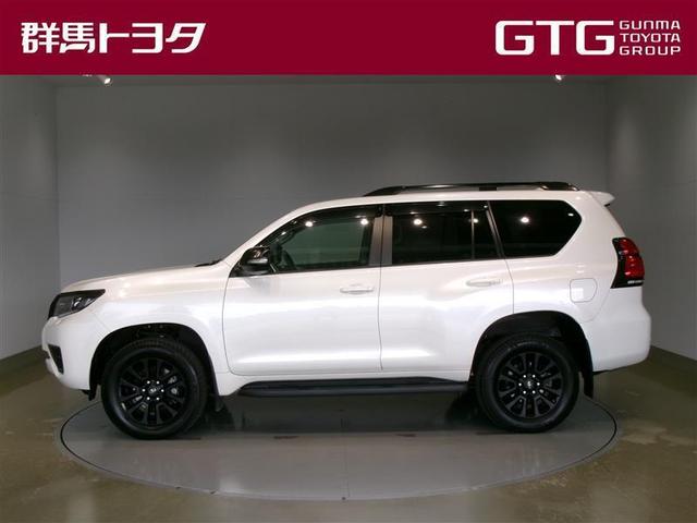 ランドクルーザープラド TX Lパッケージ マットブラックエディション 革シート サンルーフ 4WD メモリーナビ ミュージックプレイヤー接続可 バックカメラ 衝突被害軽減システム ETC LEDヘッドランプ 乗車定員7人 3列シート 記録簿 ディーゼル(2枚目)