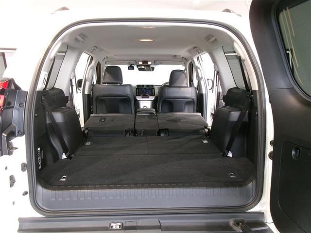 ランドクルーザープラド TX Lパッケージ マットブラックエディション 革シート サンルーフ 4WD メモリーナビ ミュージックプレイヤー接続可 バックカメラ 衝突被害軽減システム ETC LEDヘッドランプ 乗車定員7人 3列シート 記録簿 ディーゼル(17枚目)