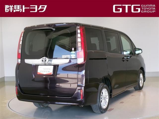 ノア G 4WD フルセグ メモリーナビ DVD再生 後席モニター バックカメラ ETC 両側電動スライド LEDヘッドランプ ウオークスルー 乗車定員8人 3列シート ワンオーナー 記録簿(3枚目)
