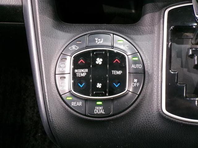 ノア G 4WD フルセグ メモリーナビ DVD再生 後席モニター バックカメラ ETC 両側電動スライド LEDヘッドランプ ウオークスルー 乗車定員8人 3列シート ワンオーナー 記録簿(9枚目)