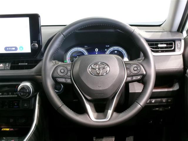 ＲＡＶ４ ハイブリッドＧ　サンルーフ　４ＷＤ　フルセグ　メモリーナビ　ミュージックプレイヤー接続可　バックカメラ　衝突被害軽減システム　ＥＴＣ　ＬＥＤヘッドランプ　記録簿（5枚目）