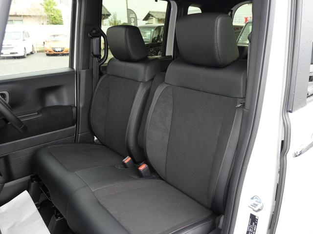 Ｎ－ＢＯＸカスタム ターボ　届出済未使用車　新品純正フロアマット　ナビレス　ホンダコネクト対応車　リア両側パワースライドドア　前席シートヒーター　オートリトラミラー　本革巻きステアリングホイール　純正１５インチアルミホイール（12枚目）