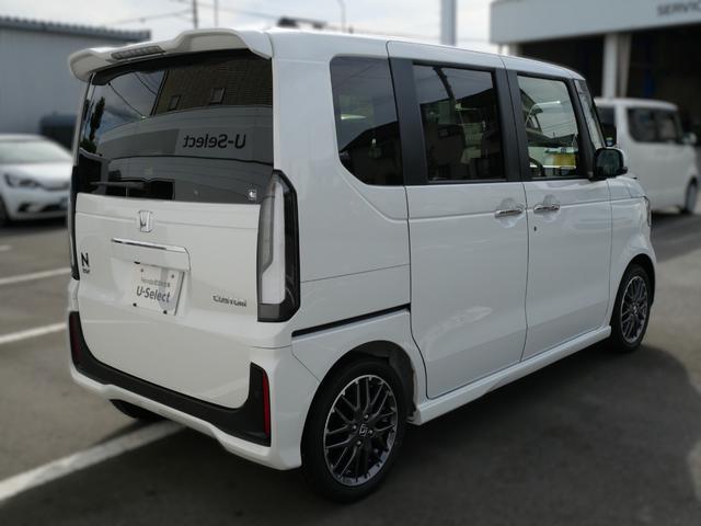 Ｎ－ＢＯＸカスタム ターボ　届出済未使用車　新品純正ディスプレイオーディオ　ＢｌｕｅｔｏｏｔｈＡｕｄｉｏ　ＡｐｐｌｅＣａｒＰｌａｙ　ＡｎｄｒｏｉｄＡｕｔｏ　Ｂカメラ　ＥＴＣ　前席シートヒーター　純正１５インチアルミホイール（5枚目）
