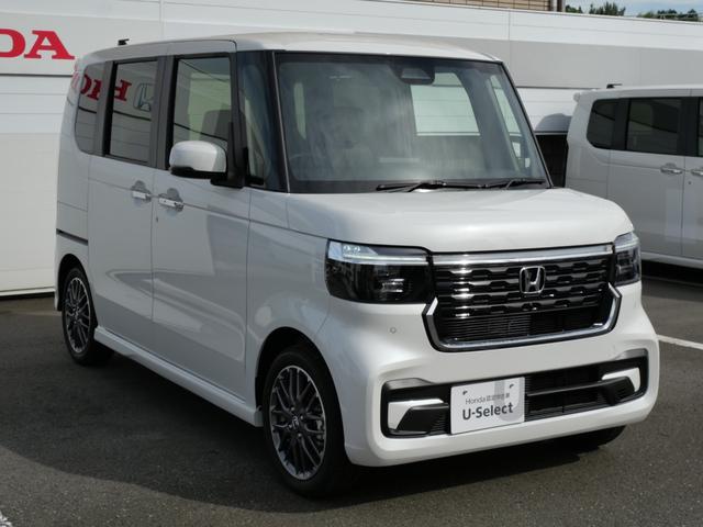 Ｎ－ＢＯＸカスタム ターボ　届出済未使用車　新品純正ディスプレイオーディオ　Ｂｌｕｅｔｏｏｔｈ　ＡｐｐｌｅＣａｒＰｌａｙ　Ｂカメラ　ＥＴＣ　前席シートヒーター　純正１５インチＡＷ　新品サンシェード内蔵大型ルーフコンソール（3枚目）