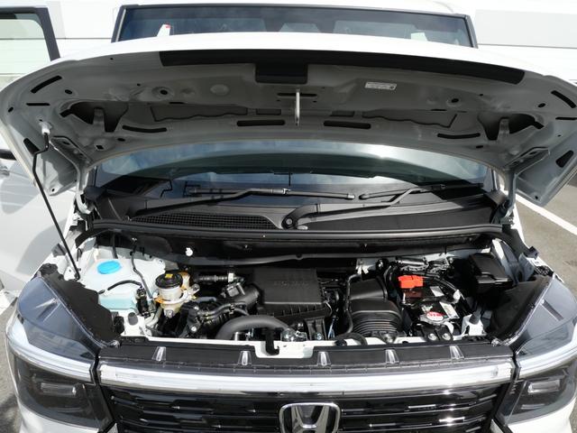 Ｎ－ＢＯＸカスタム ターボ　届出済未使用車　新品純正ディスプレイオーディオ　Ｂｌｕｅｔｏｏｔｈ　ＡｐｐｌｅＣａｒＰｌａｙ　Ｂカメラ　ＥＴＣ　前席シートヒーター　純正１５インチＡＷ　新品サンシェード内蔵大型ルーフコンソール（41枚目）