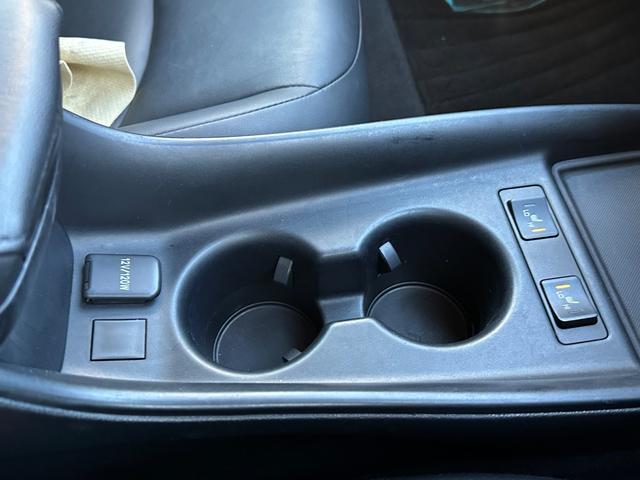 プリウス Ｓツーリングセレクション　純正９インチナビ　ＴＶ　モデリスタフルエアロ（19枚目）