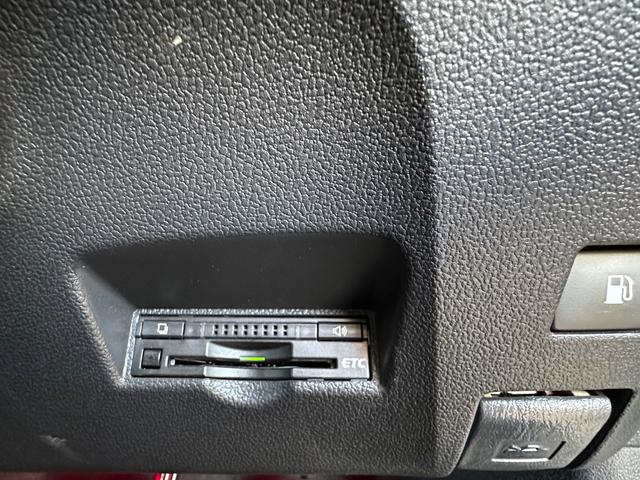 プリウス Ｓツーリングセレクション　純正９インチナビ　ＴＶ　モデリスタフルエアロ（24枚目）